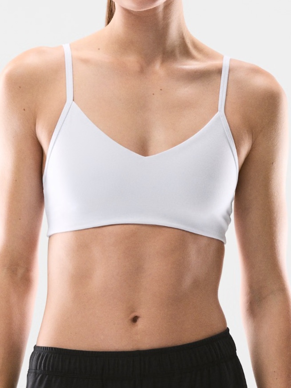Aritzia TNA Butter Hold Tight Bra